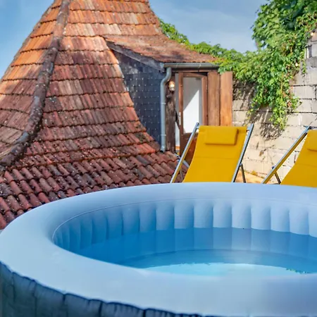 アパート Casa 8 -